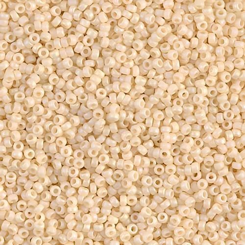 Miyuki Round Seed Beads 15/0 Matte Opaque Cream AB 8.2GM