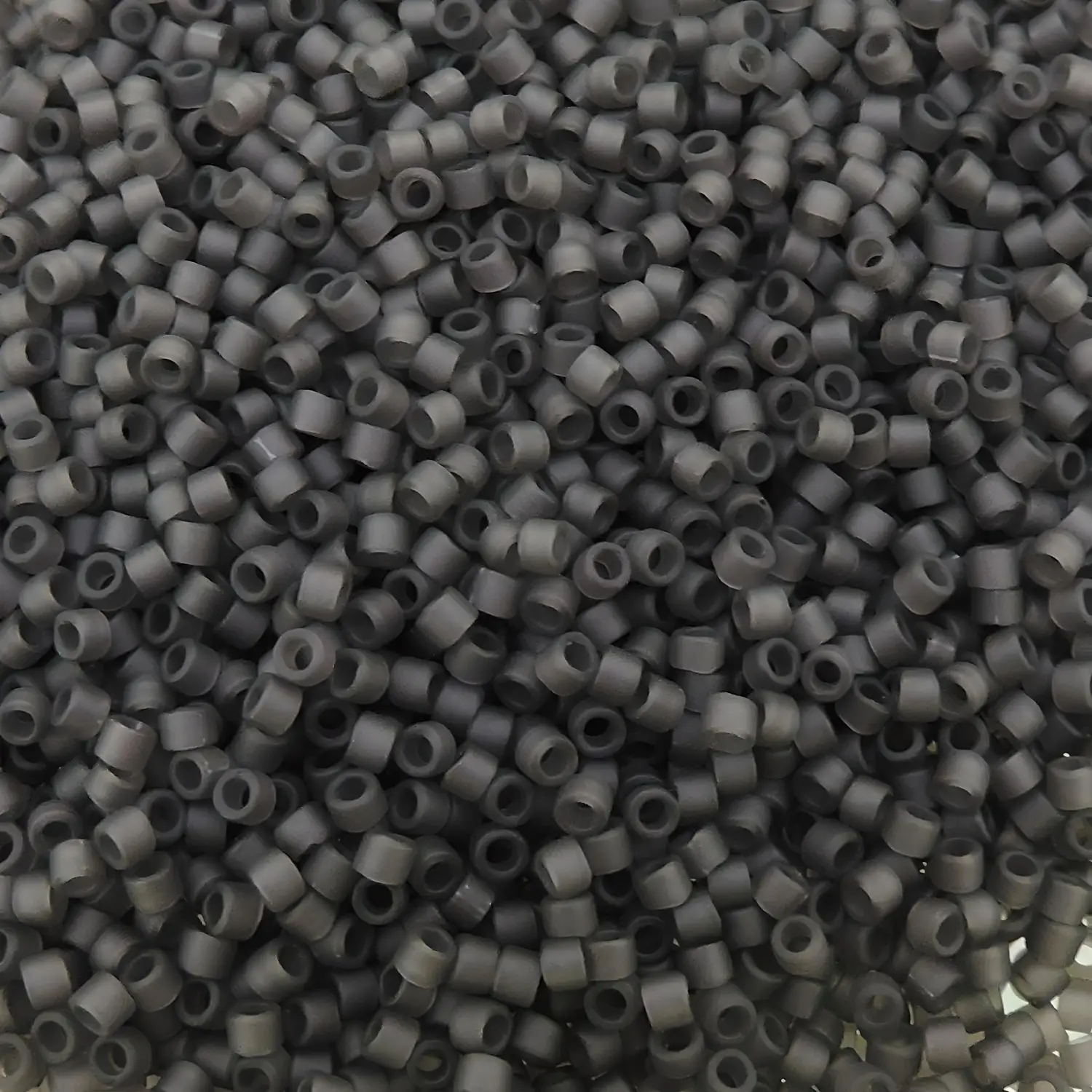 DB2405 Miyuki Delica Seed Beads Size 11/0 Matte Smokey Amethyst 7GM - Image 2